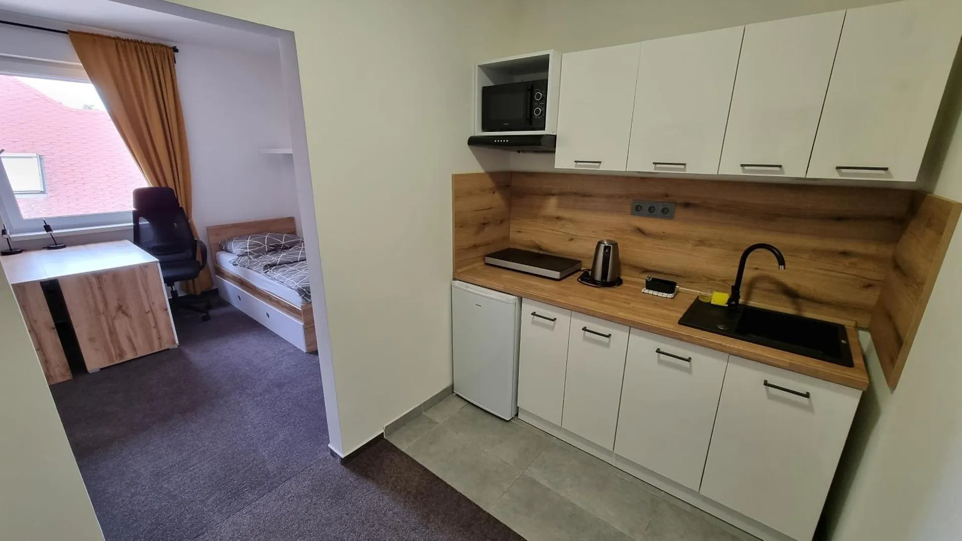 Kampus Hotel Poruba 오스트라바 0*,  체코